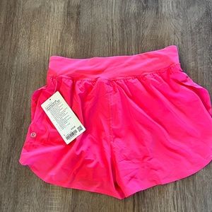 NWT size 6 Lululemon shorts